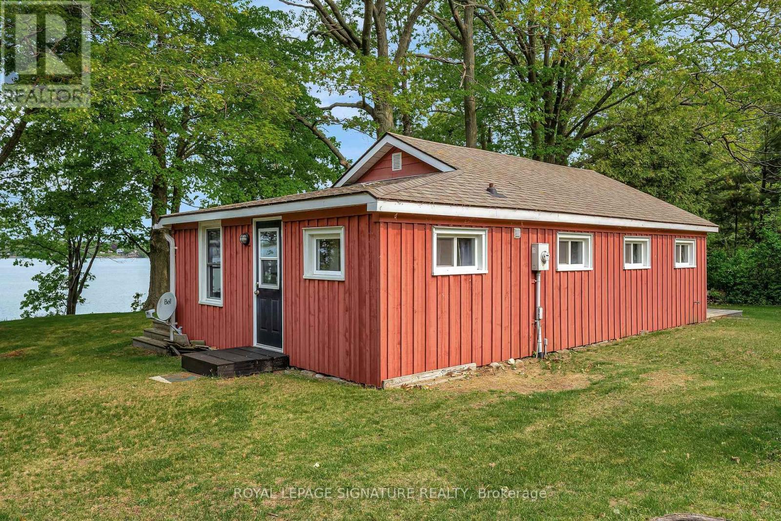 27 Thrush Lane, Prince Edward County, Ontario  K0K 2T0 - Photo 15 - X12202364