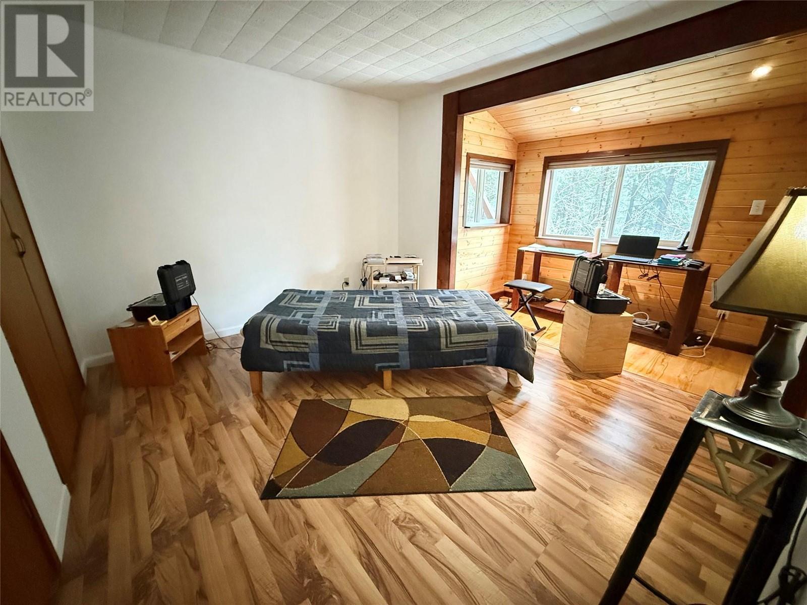 2698 Beaverbrook Road, Fruitvale, British Columbia  V0G 1L1 - Photo 15 - 10342650