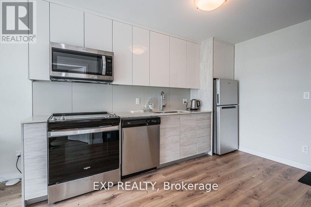 701 - 60 Frederick Street, Kitchener, Ontario  N2H 0C7 - Photo 9 - X12205023