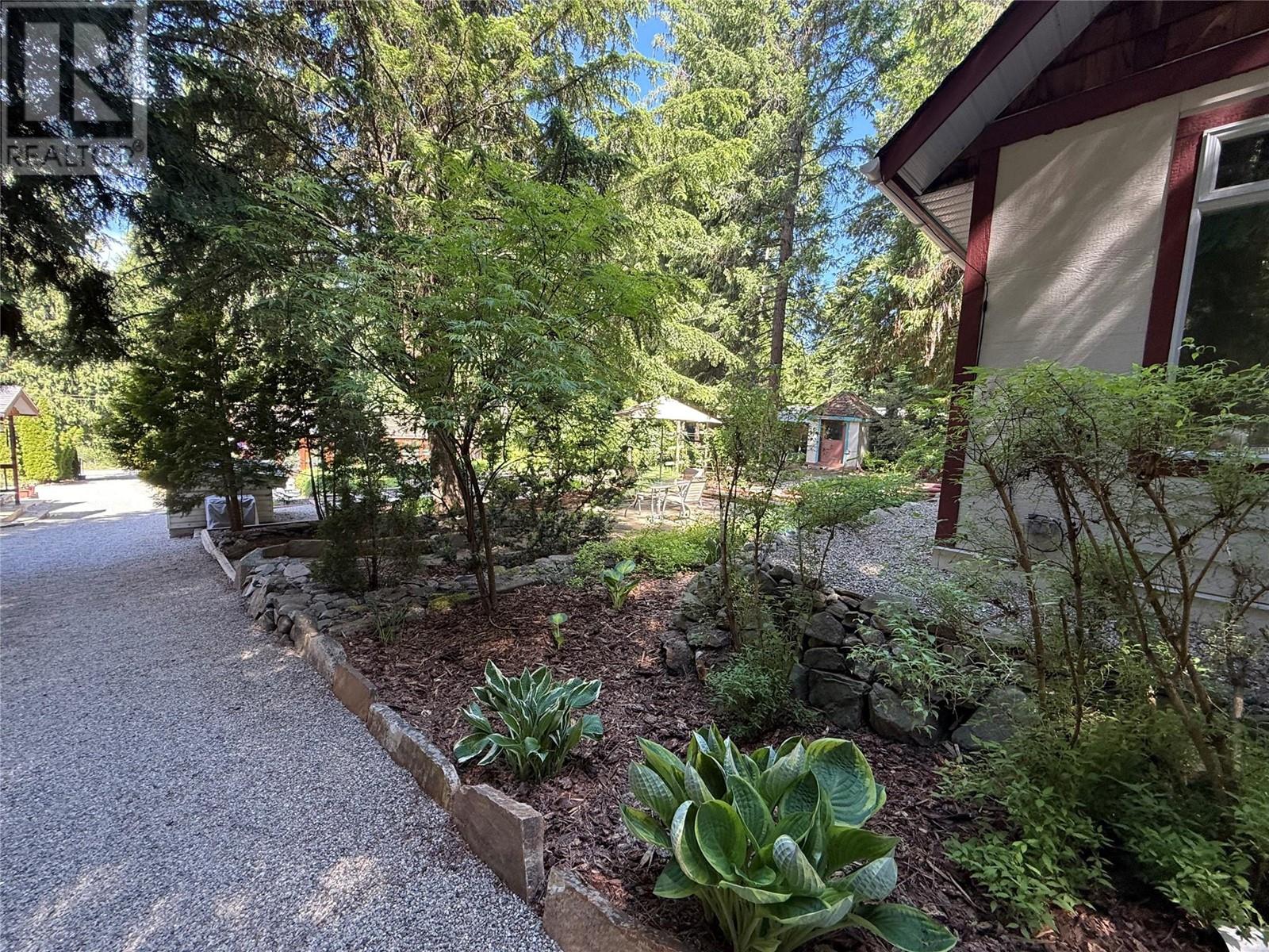 2698 Beaverbrook Road, Fruitvale, British Columbia  V0G 1L1 - Photo 69 - 10342650