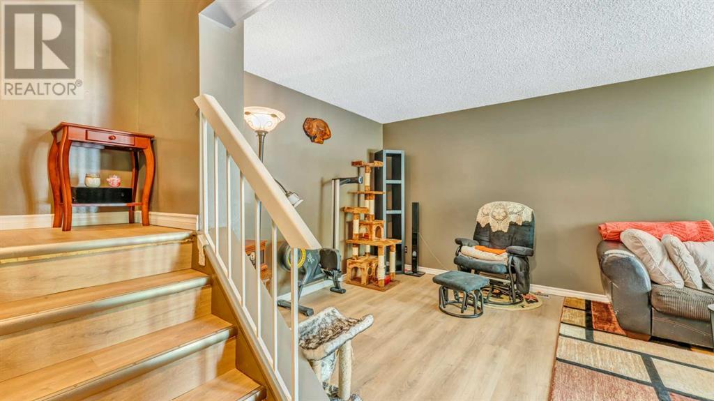 35, 336 Rundlehill Drive Ne, Calgary, Alberta  T1Y 2Y2 - Photo 3 - A2217620
