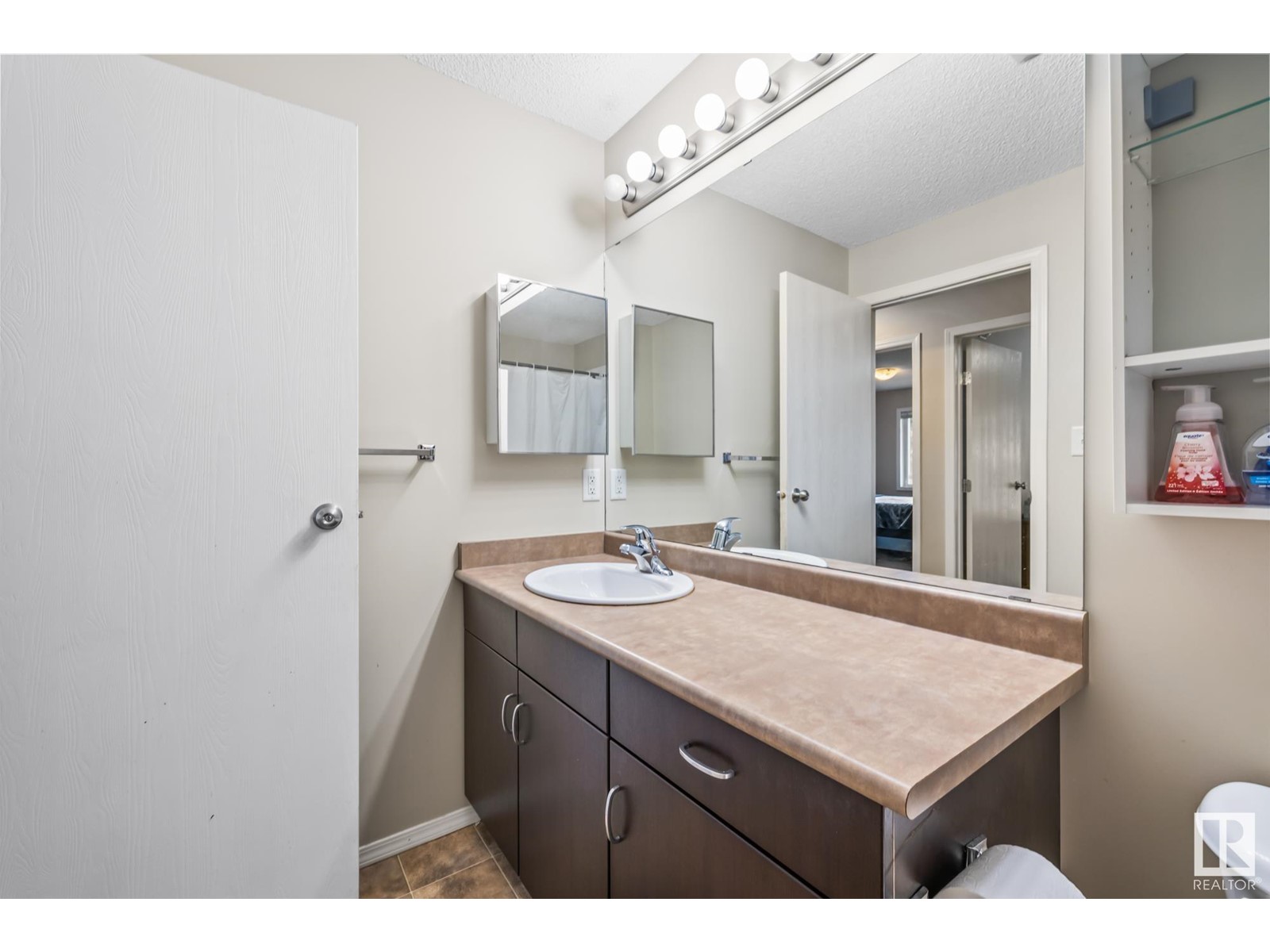 #204 1188 Hyndman Rd Nw, Edmonton, Alberta  T5A 0E9 - Photo 18 - E4441167