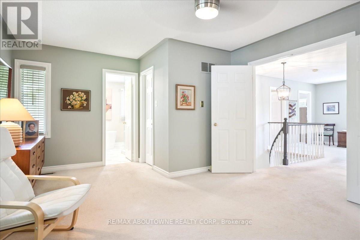 15 Culham Street, Oakville, Ontario  L6H 1G3 - Photo 28 - W12205050