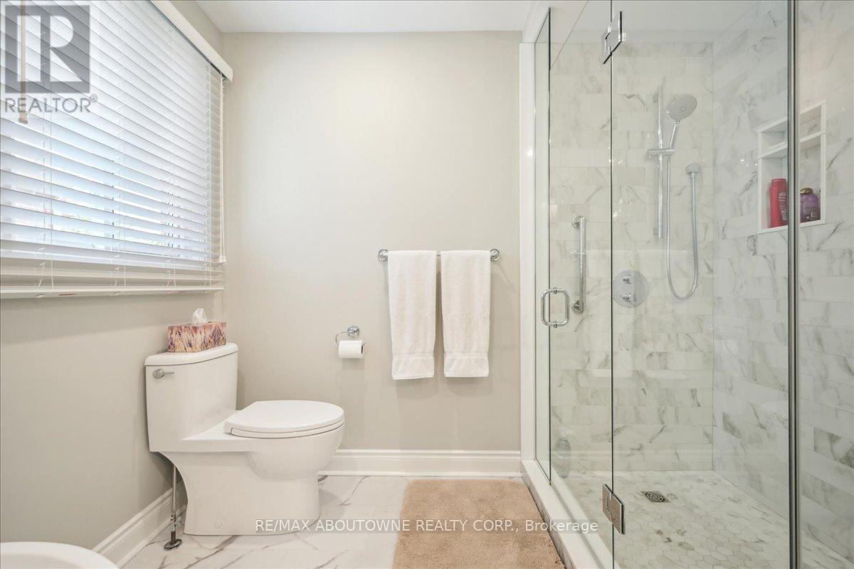 15 Culham Street, Oakville, Ontario  L6H 1G3 - Photo 29 - W12205050