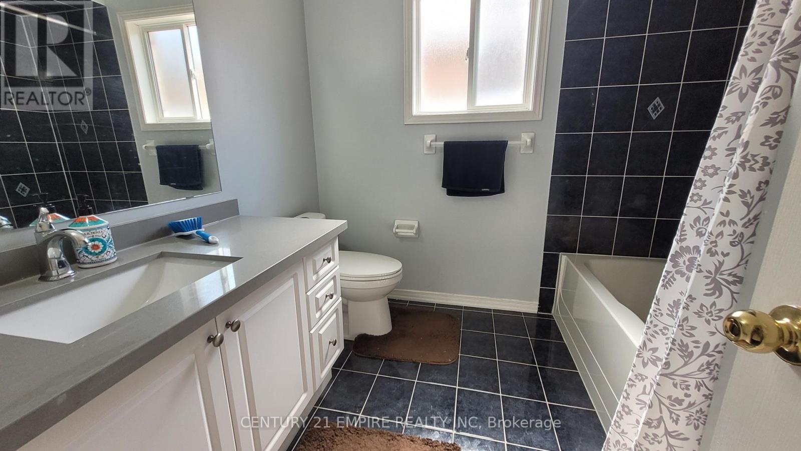 Upper - 54 Cape Dorset Crescent, Brampton, Ontario  L6R 3L2 - Photo 22 - W12205053