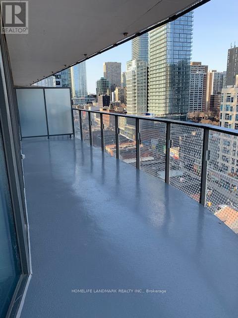 1002 - 11 Wellesley Street W, Toronto, Ontario  M4Y 1E8 - Photo 12 - C12205070