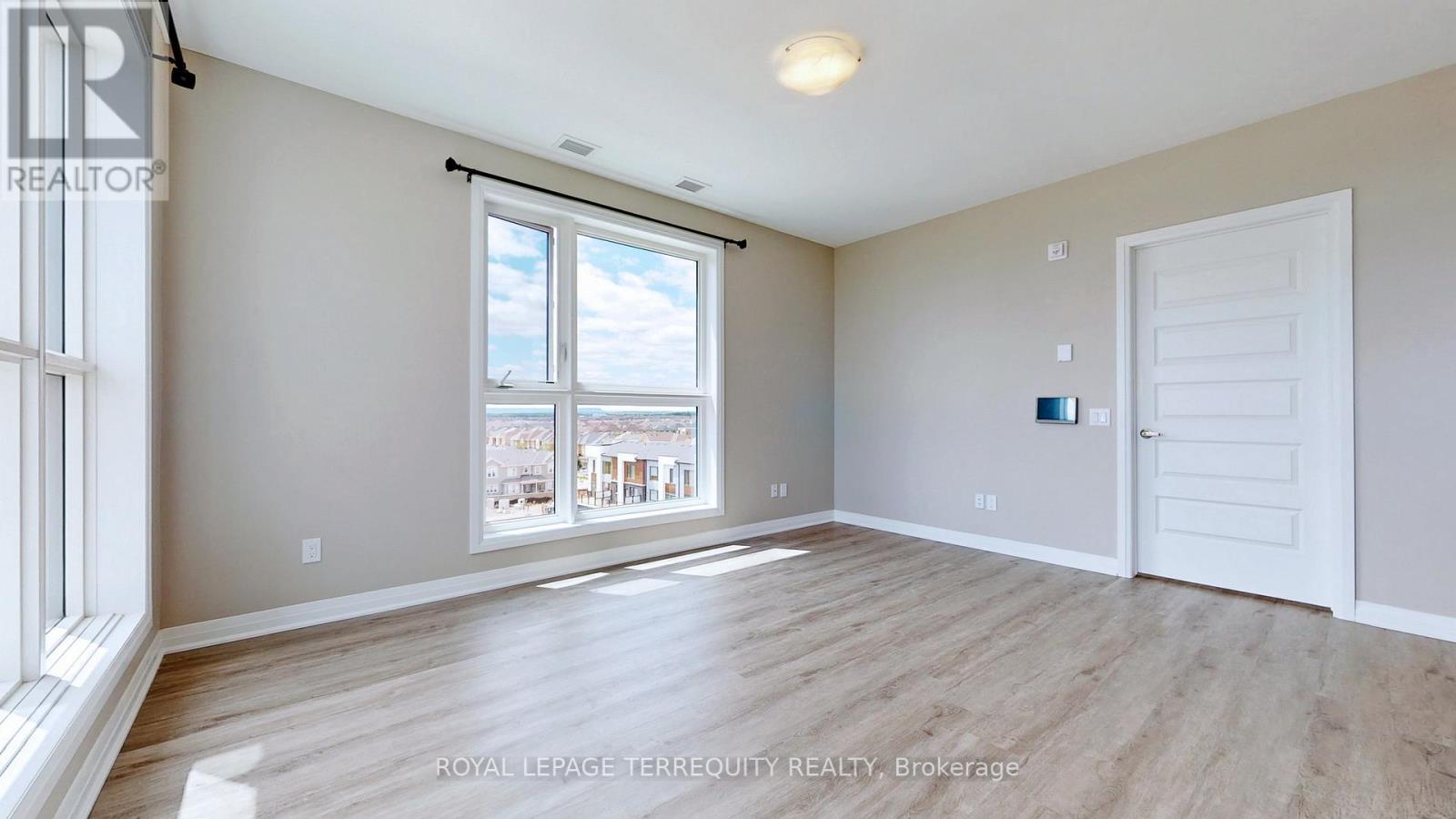 514 - 50 Kaitting Trail, Oakville, Ontario  L6M 5N3 - Photo 6 - W12205068