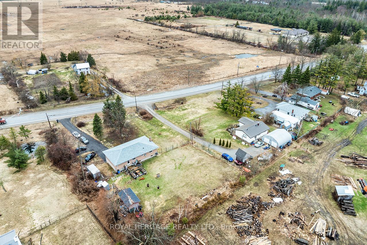 940 Portage Road, Kawartha Lakes, Ontario  K0M 2B0 - Photo 36 - X12088118