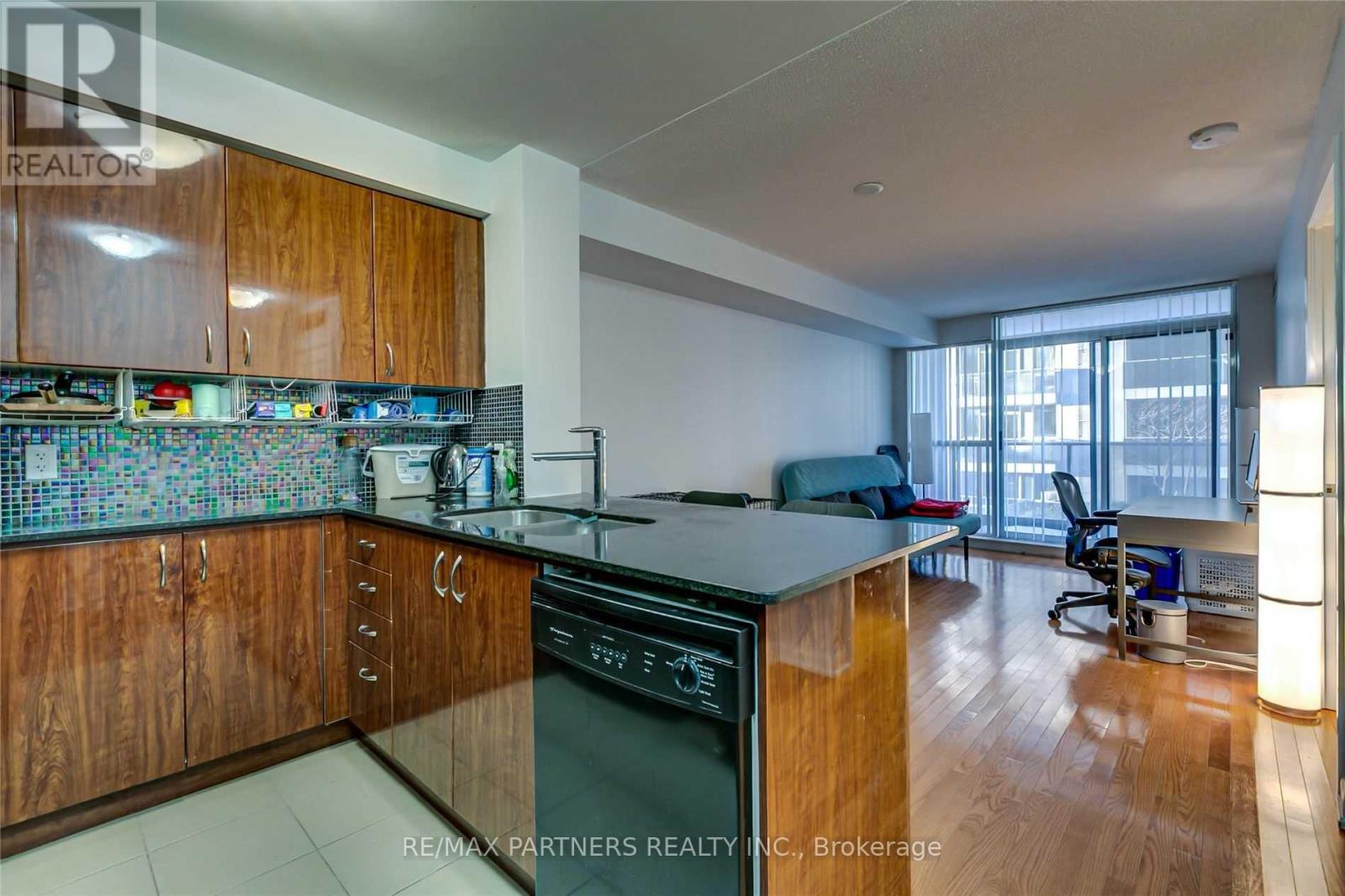 606 - 5791 Yonge Street, Toronto, Ontario  M2M 0A8 - Photo 4 - C12205075
