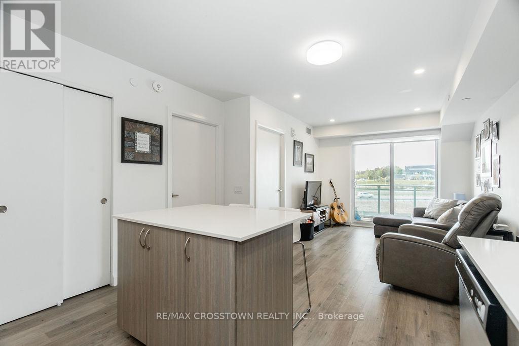 716 - 58 Lakeside Terrace, Barrie, Ontario L4M 0L5 - Photo 12 - S12205079