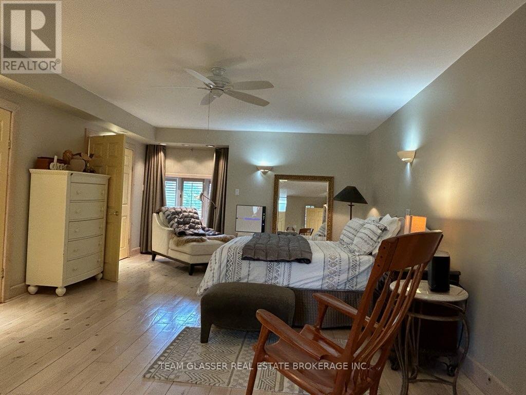 Photo 39 of 50 for 7070 Longwoods Road