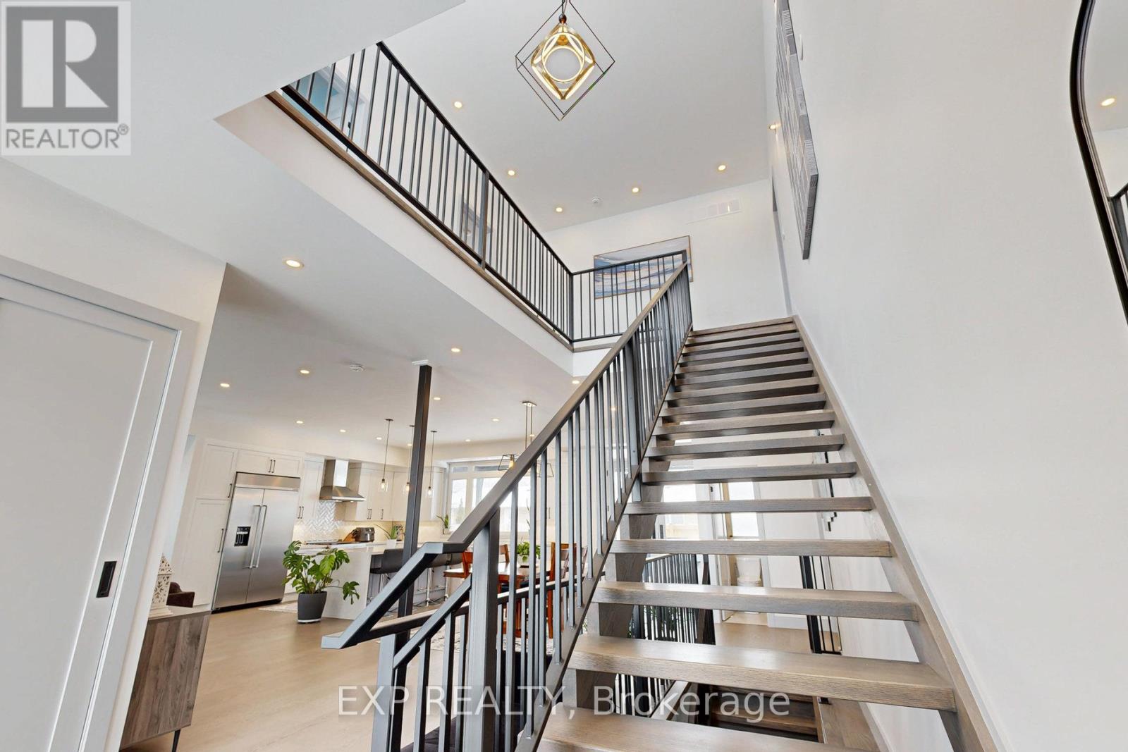 Property at 169 EUSTON ROAD image 4