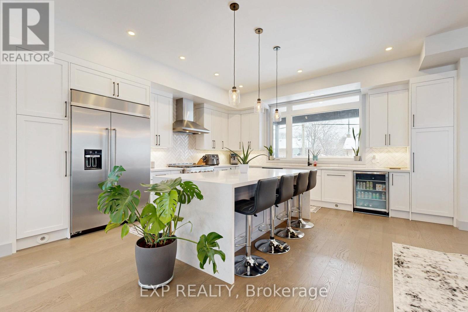 169 Euston Road, Burlington (Appleby), Ontario  L7L 4V7 - Photo 11 - W12203839