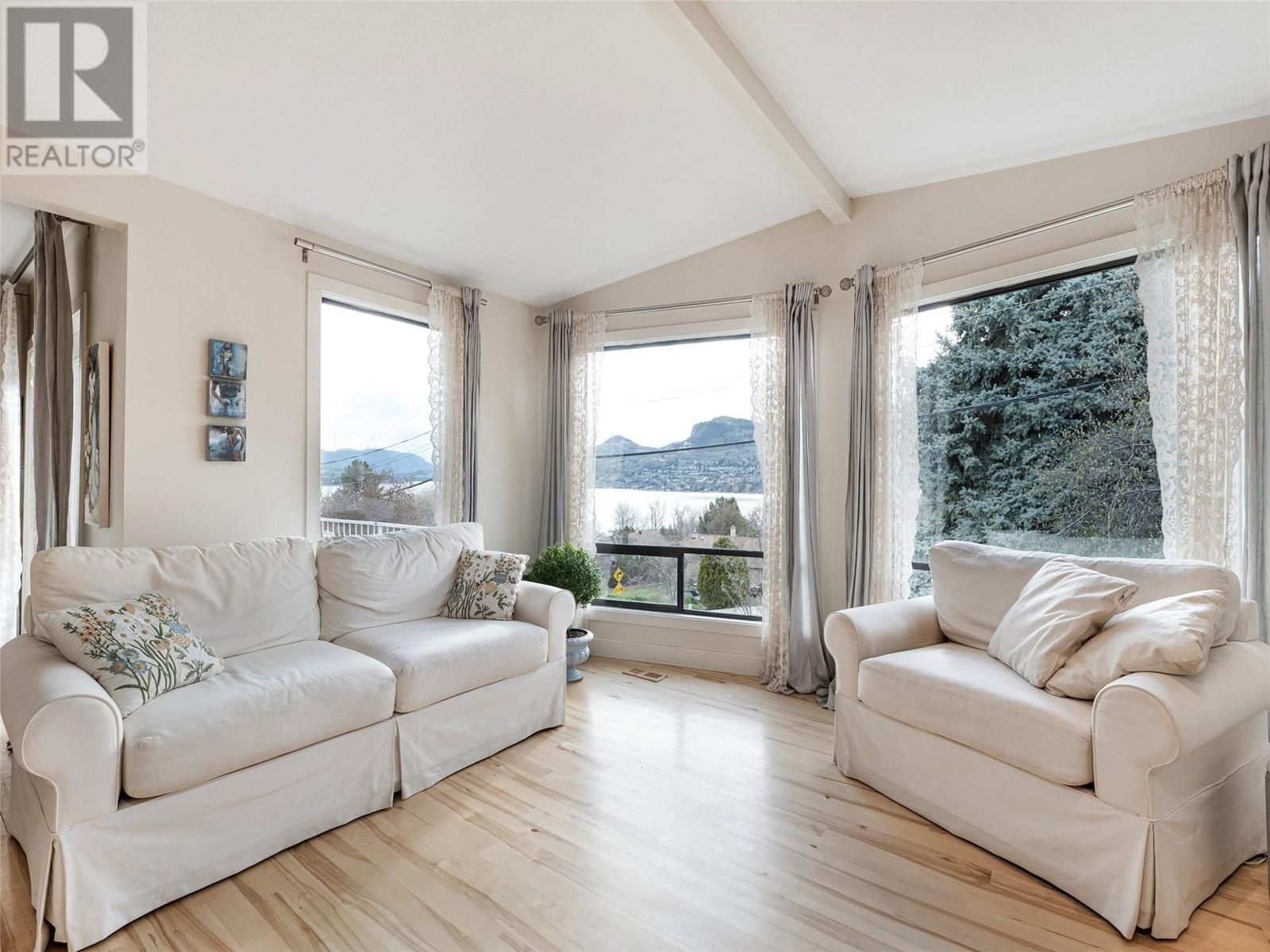 9001 Husband Road, Coldstream, British Columbia  V1B 1M8 - Photo 5 - 10346487