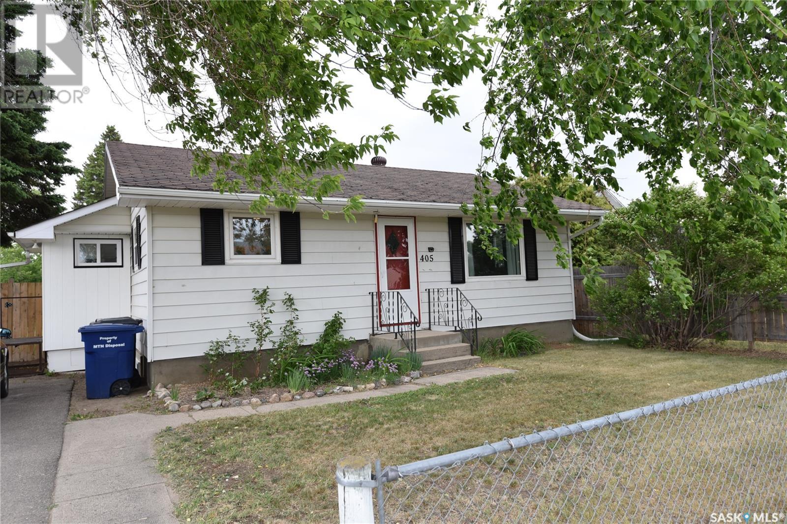 405 1st STREET W, nipawin, Saskatchewan