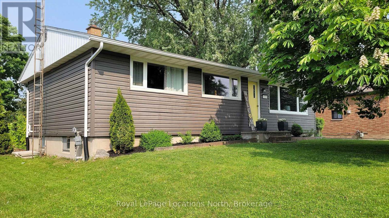 1661 George Johnston Road, Springwater, Ontario  L9X 2B2 - Photo 2 - S12200279