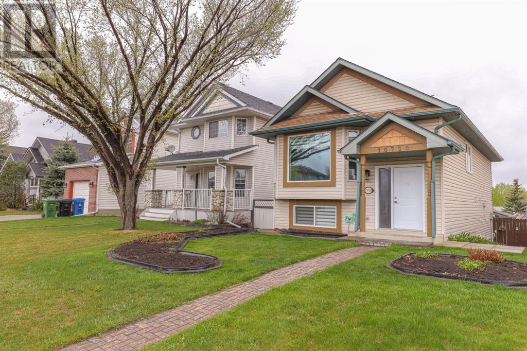 Property at 10720 Hidden Valley Drive NW image 2