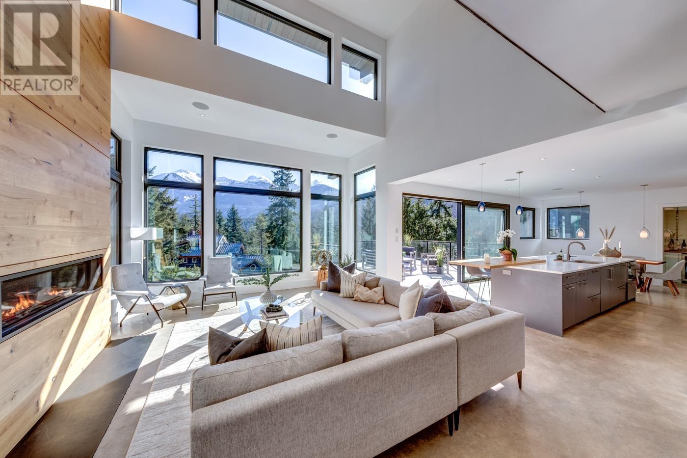9316 AUTUMN PLACE, Whistler, British Columbia