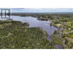 Shaws Lake