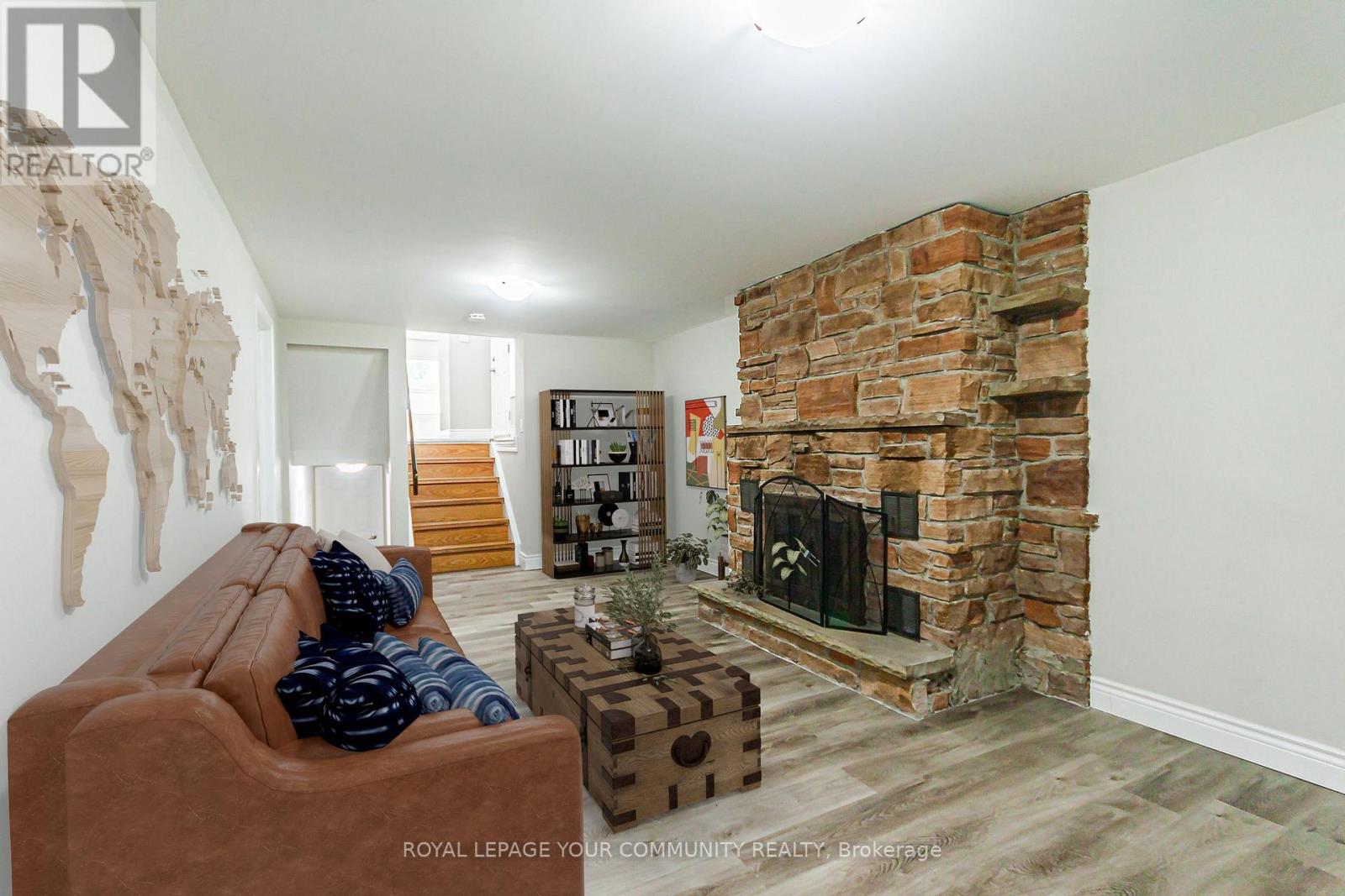 21 Ashdale Court, Barrie (Cundles East), Ontario  L4M 5B5 - Photo 10 - S12205008