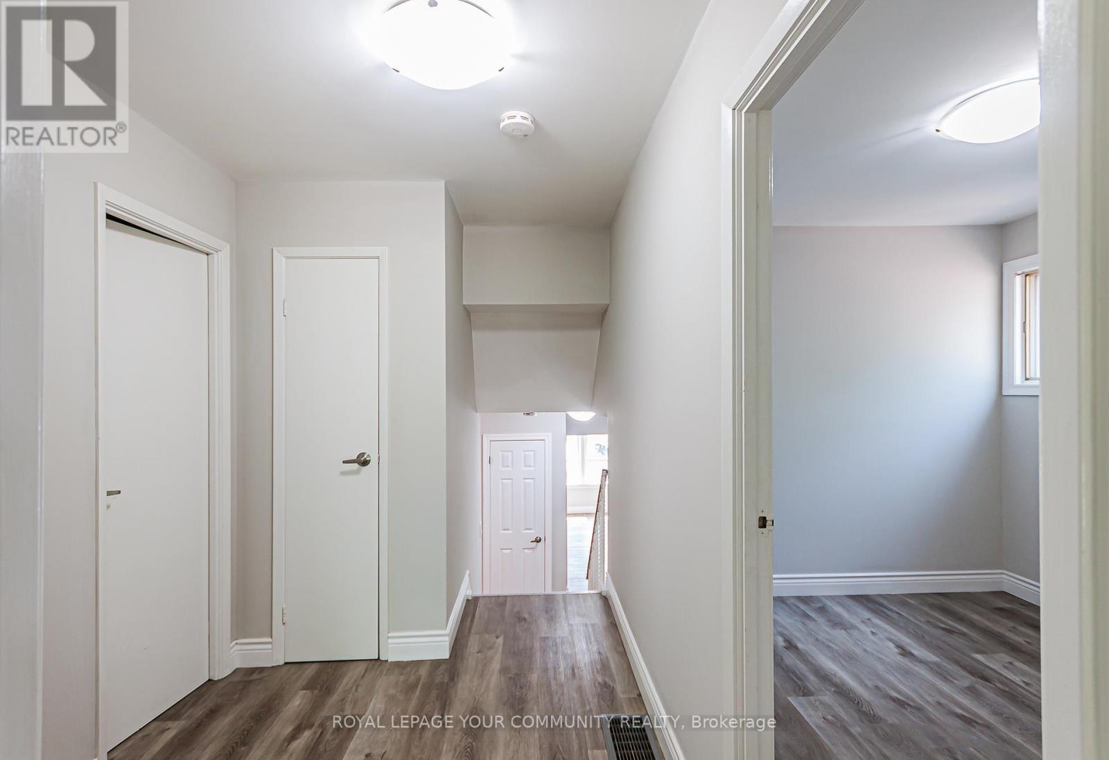 21 Ashdale Court, Barrie, Ontario  L4M 5B5 - Photo 13 - S12205008
