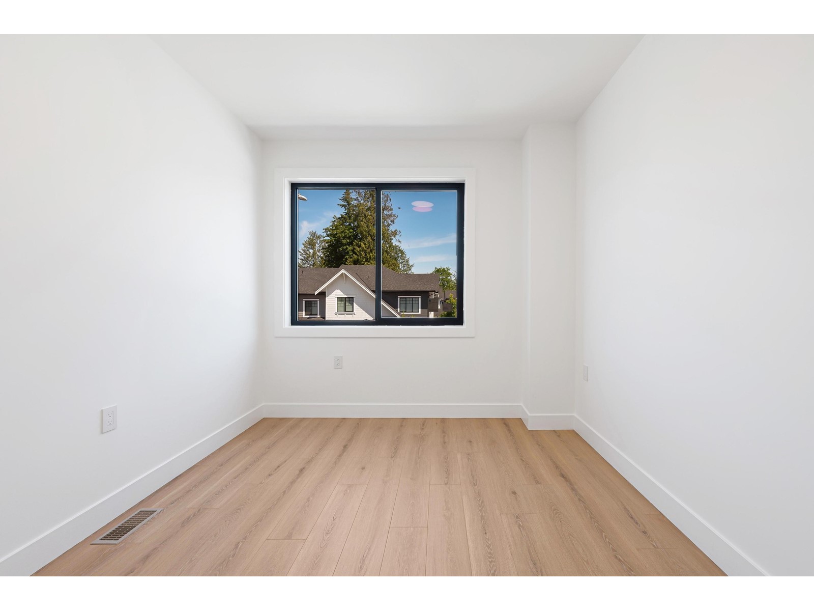 7637 197 Street, Langley, British Columbia  V2Y 3T4 - Photo 23 - R3011110
