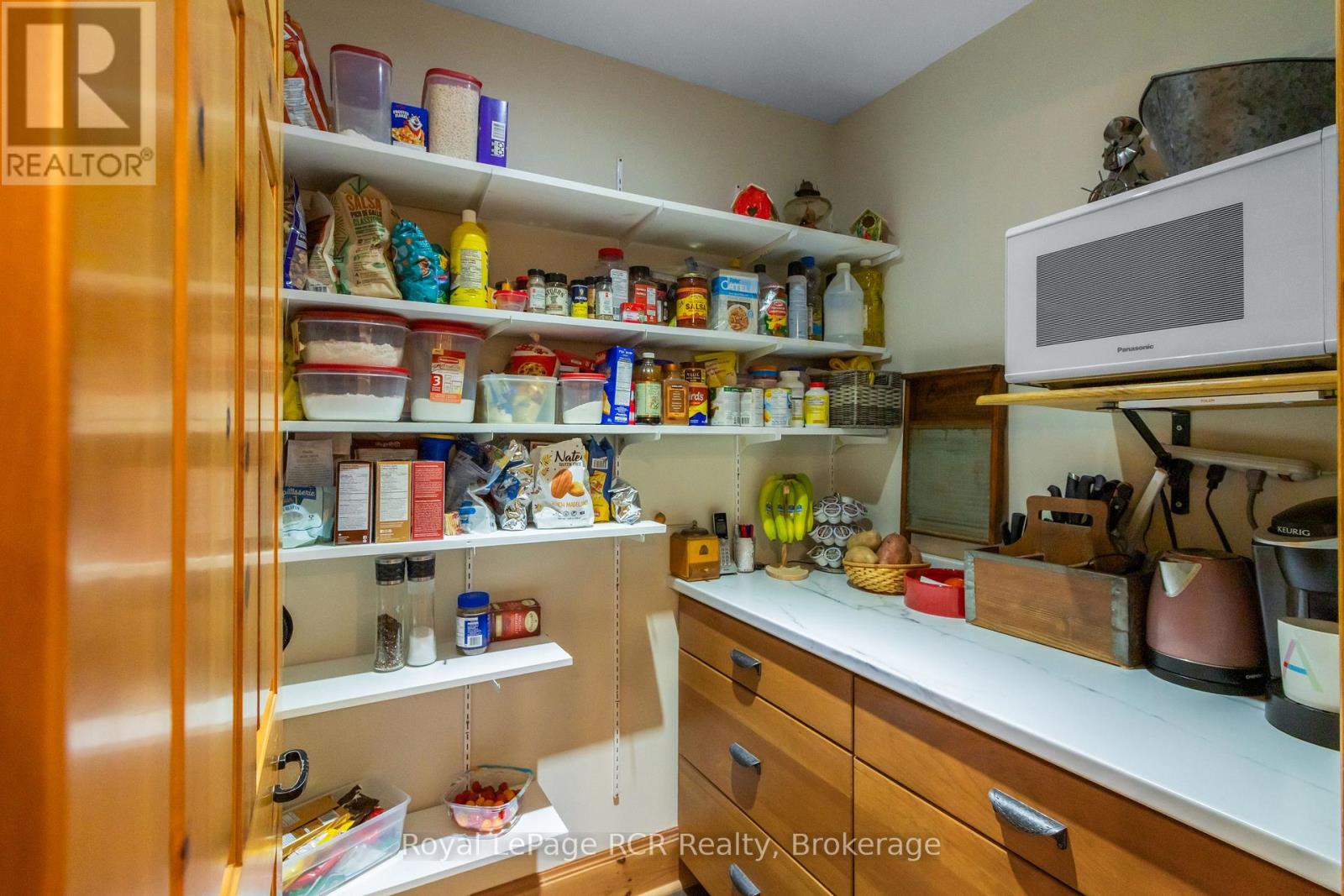 625 Mallory Beach Road, South Bruce Peninsula, Ontario  N0H 2T0 - Photo 16 - X12205106