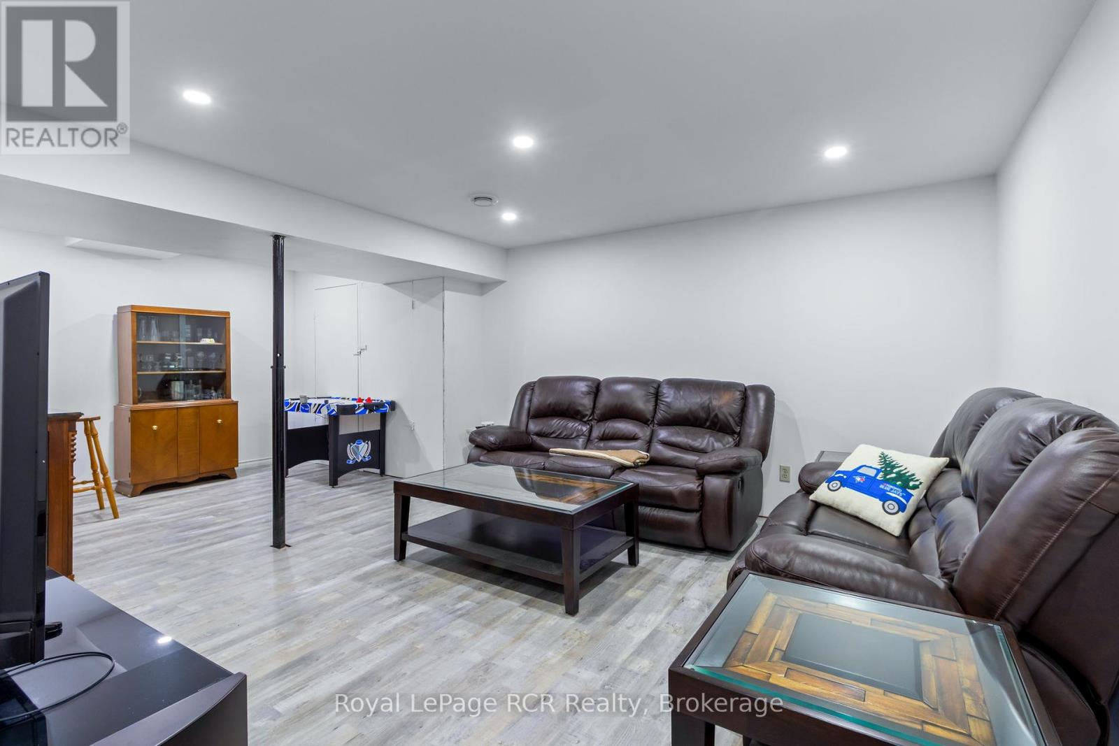 625 Mallory Beach Road, South Bruce Peninsula, Ontario  N0H 2T0 - Photo 27 - X12205106