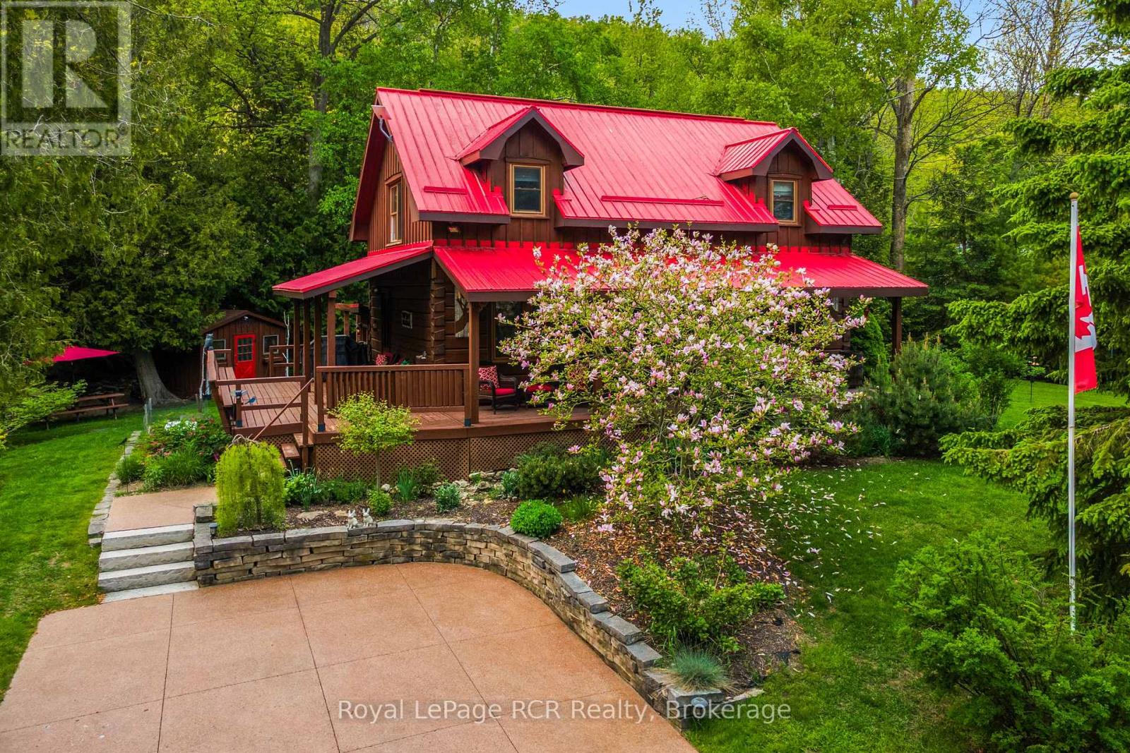 625 Mallory Beach Road, South Bruce Peninsula, Ontario  N0H 2T0 - Photo 4 - X12205106