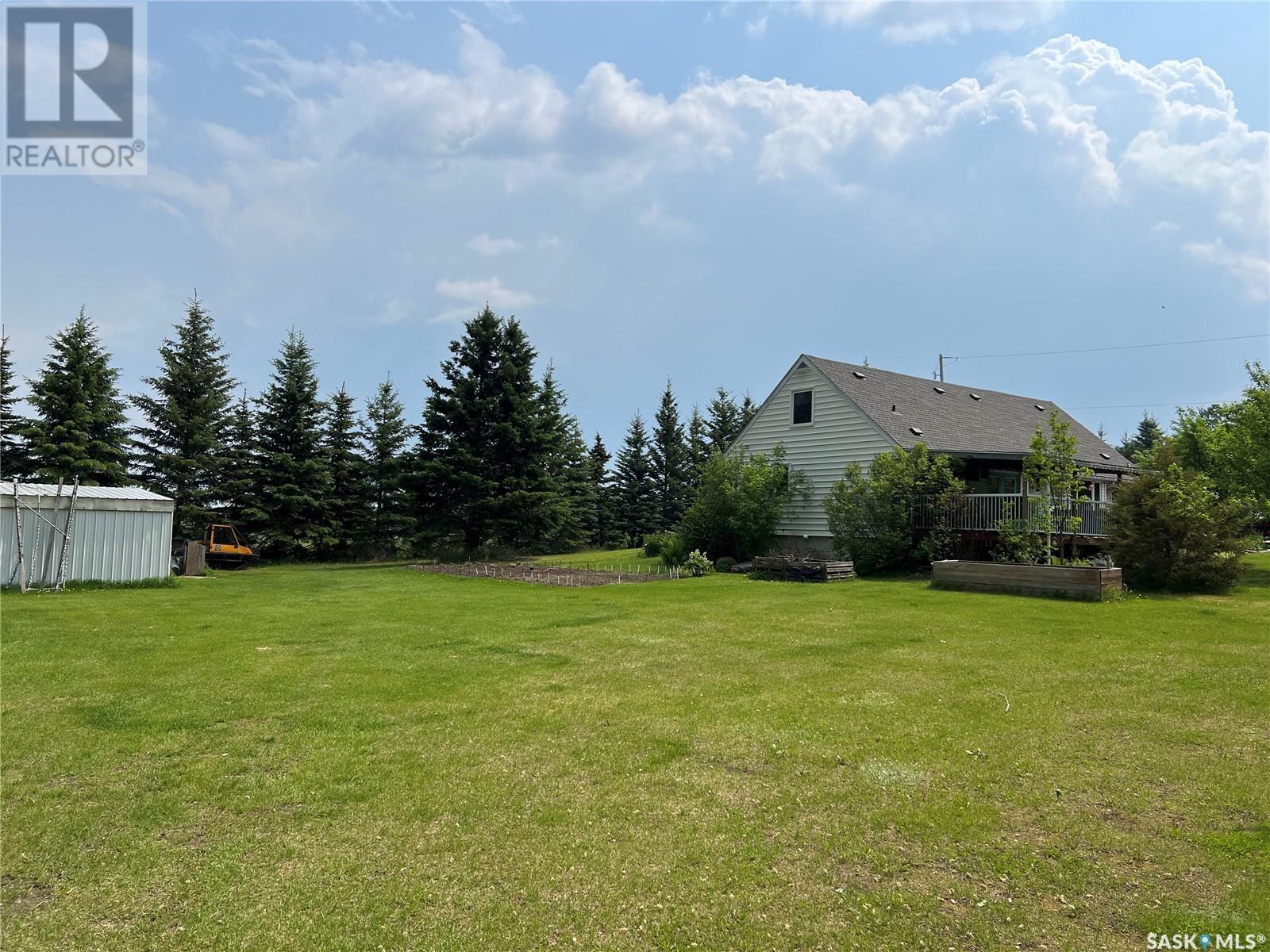 Property at 113 2nd AVENUE SE image 5