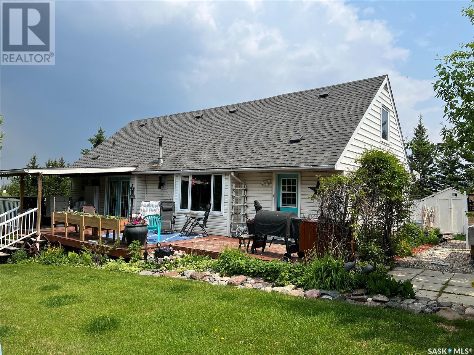 113 2nd AVENUE SE, Dorintosh, Saskatchewan