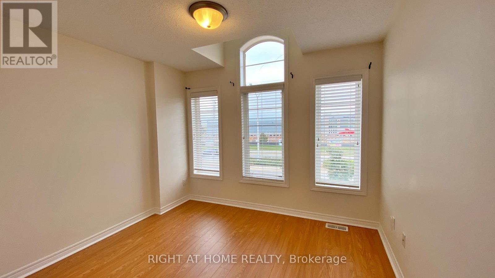 3097 Neyagawa Boulevard, Oakville, Ontario  L6M 4L7 - Photo 23 - W12205109