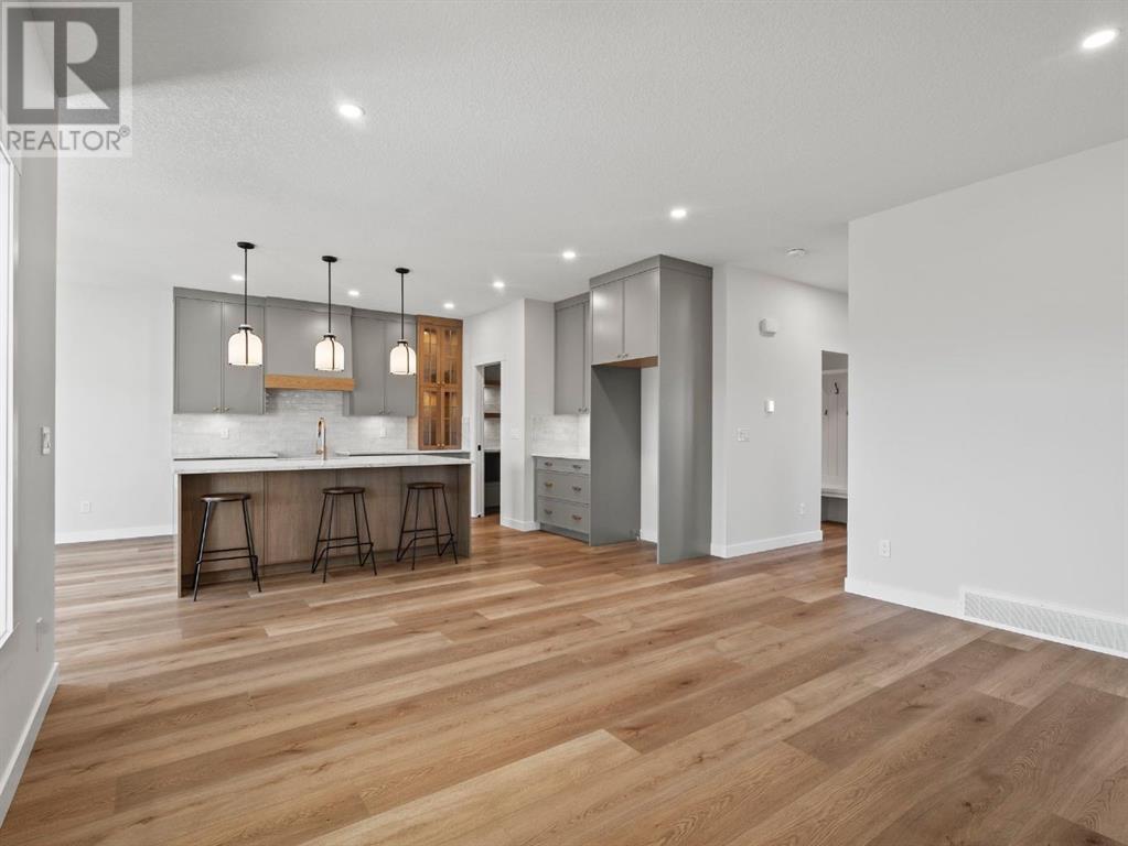 15 Bishop Circle, Carstairs, Alberta  T0M 0N0 - Photo 8 - A2209200