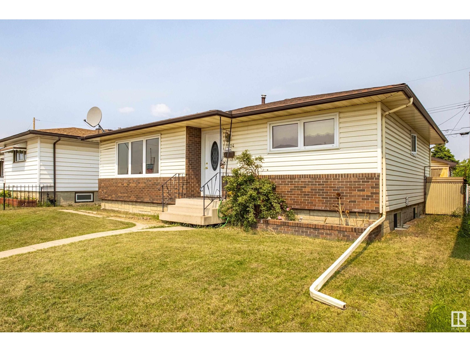 7104 132 Av Nw Nw, Edmonton, Alberta  T5C 2A6 - Photo 3 - E4441177