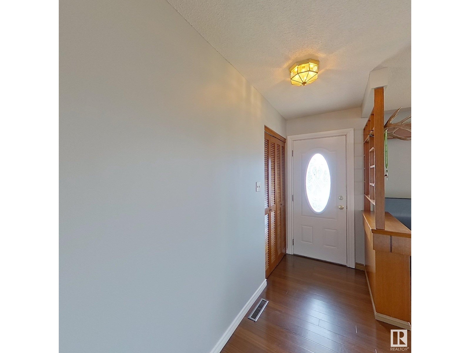 7104 132 Av Nw Nw, Edmonton, Alberta  T5C 2A6 - Photo 5 - E4441177