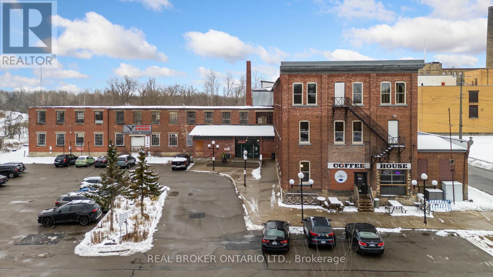 240 - 1 Sherbrooke Street E, Perth, Ontario  K7H 1A1 - Photo 23 - X12205118