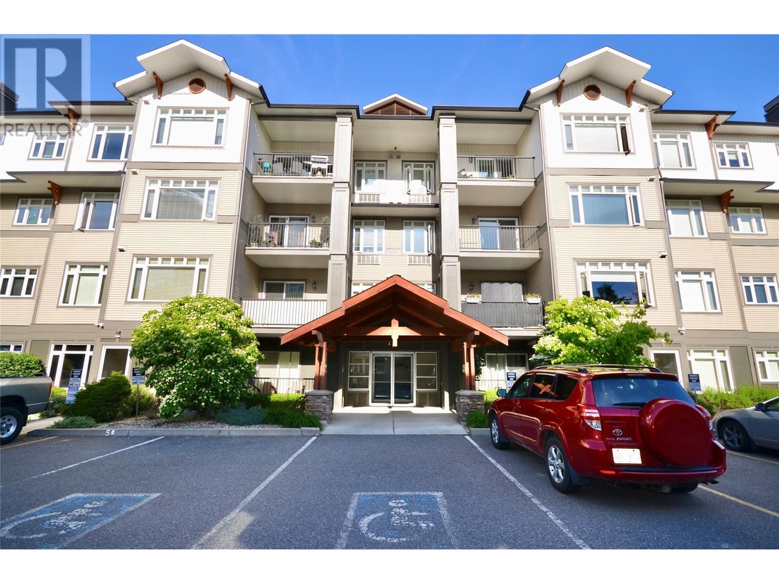 3180 Beaver Lake Road Unit# 201, Lake Country, British Columbia