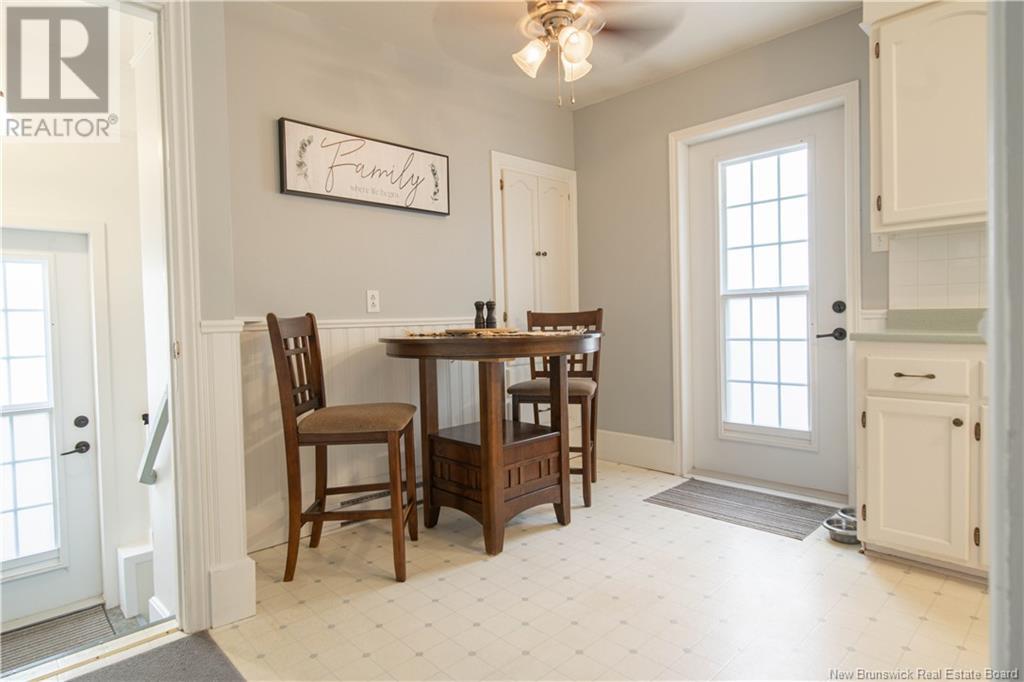 Property at 63 Killarney Road image 4