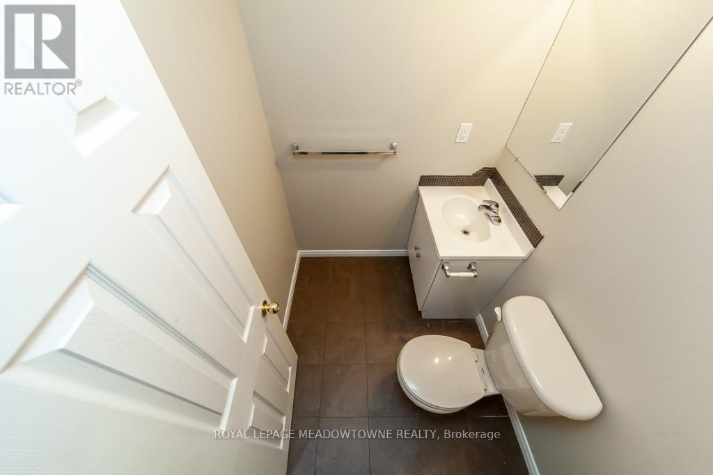 2819 Bucklepost Road, Mississauga, Ontario  L5N 1X6 - Photo 35 - W12183294