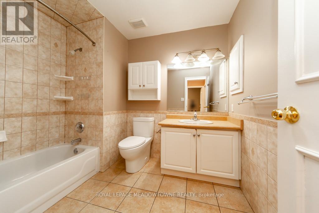 2819 Bucklepost Crescent, Mississauga, Ontario  L5N 1X6 - Photo 21 - W12183294