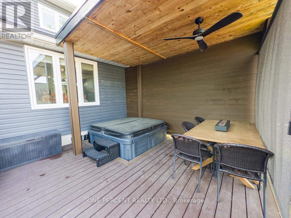 835 Queen Street, Gananoque, Ontario  K7G 2B5 - Photo 38 - X12188181