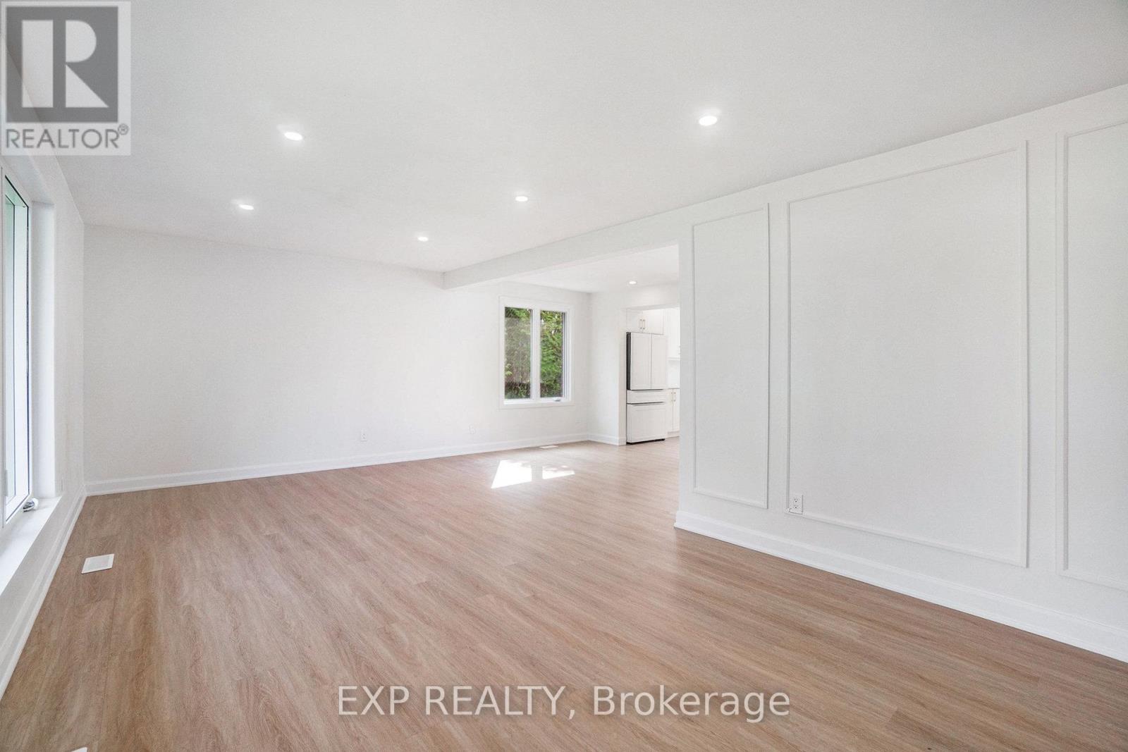 41 Barnes Crescent, Ottawa, Ontario  K2H 7C1 - Photo 24 - X12205126