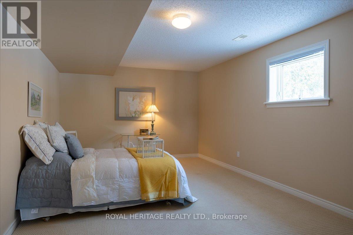 51 South Harbour Drive, Kawartha Lakes, Ontario  K0M 1A0 - Photo 20 - X12186913