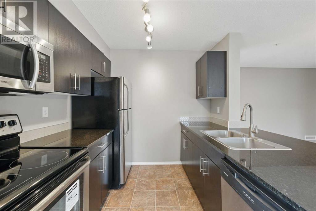 1240, 81 Legacy Boulevard Se, Calgary, Alberta  T2X 2B9 - Photo 7 - A2208088
