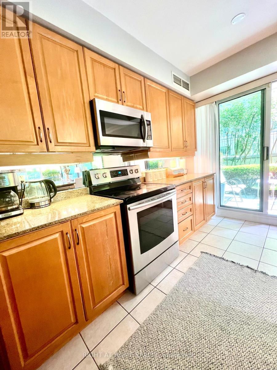 114 - 38 William Carson Crescent, Toronto, Ontario  M2P 2H2 - Photo 12 - C12196757