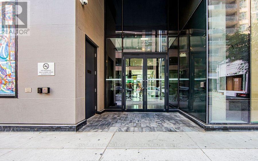2511 - 25 Richmond Street E, Toronto, Ontario  M5C 0A6 - Photo 16 - C12204455