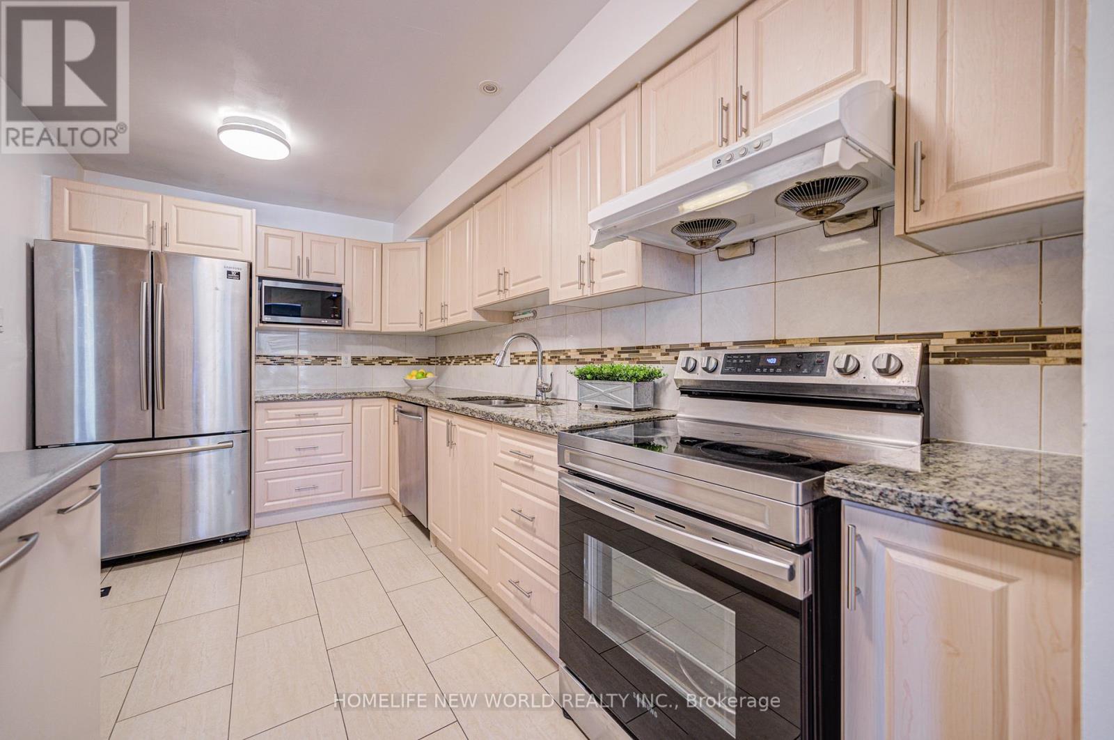 46 Moorehouse Drive, Toronto, Ontario  M1V 2E1 - Photo 13 - E12203177