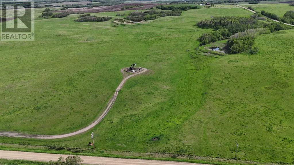 On Township Road 431, Rural Ponoka County, Alberta  T4J 1R1 - Photo 2 - A2186972