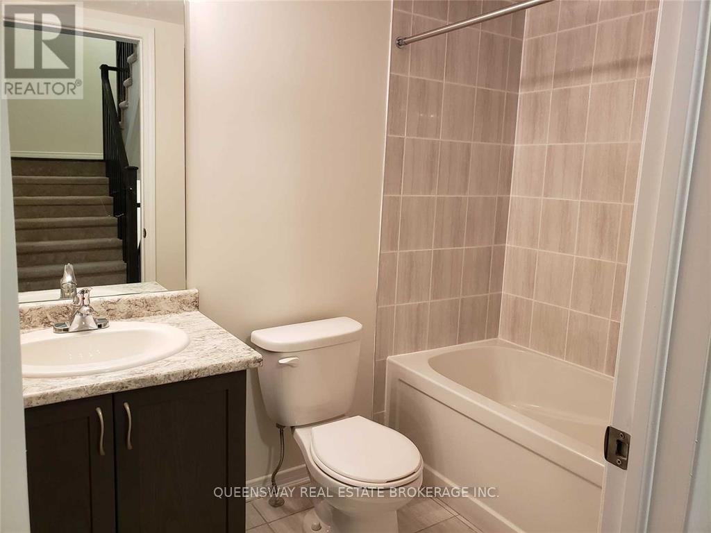 30 - 22 Applewood Lane, Toronto, Ontario  M9C 0C1 - Photo 9 - W12205136