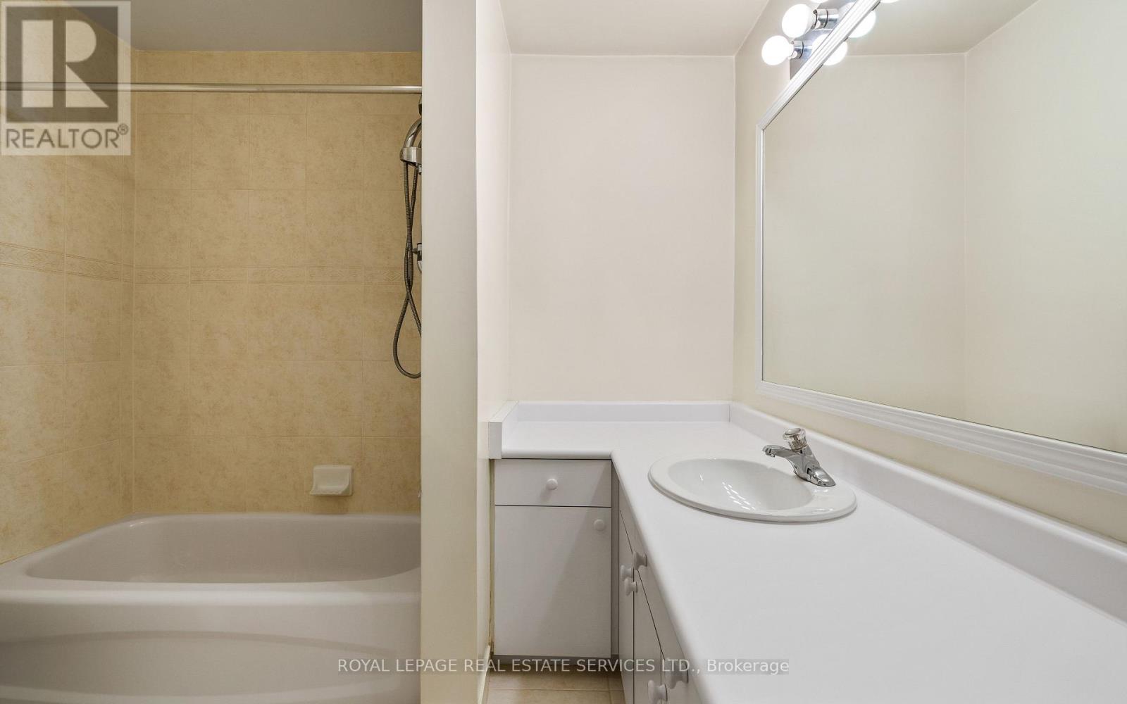83 Page Avenue, Toronto, Ontario  M2K 2B8 - Photo 45 - C12168177